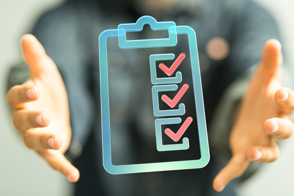 Checklist graphic representing January tax planning steps physicians should review before filing